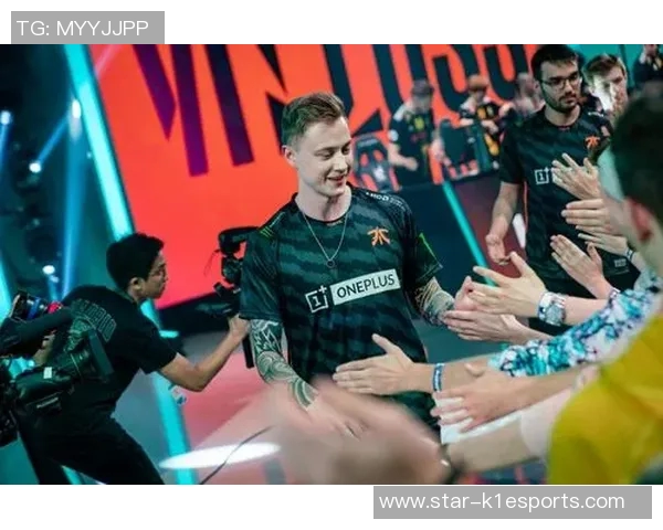 esports最新数据FPX战队在电竞实时数据洲际赛中以73分稳居积分榜首位